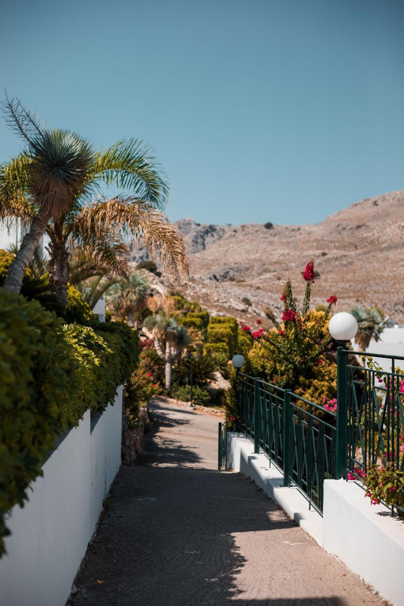 Lambis Studios & Apartments Lindos  Exterior photo